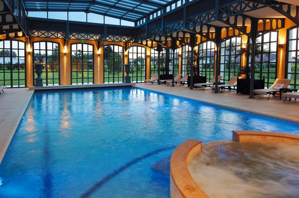 Georges Blanc Parc & Spa Vonnas Buitenkant foto